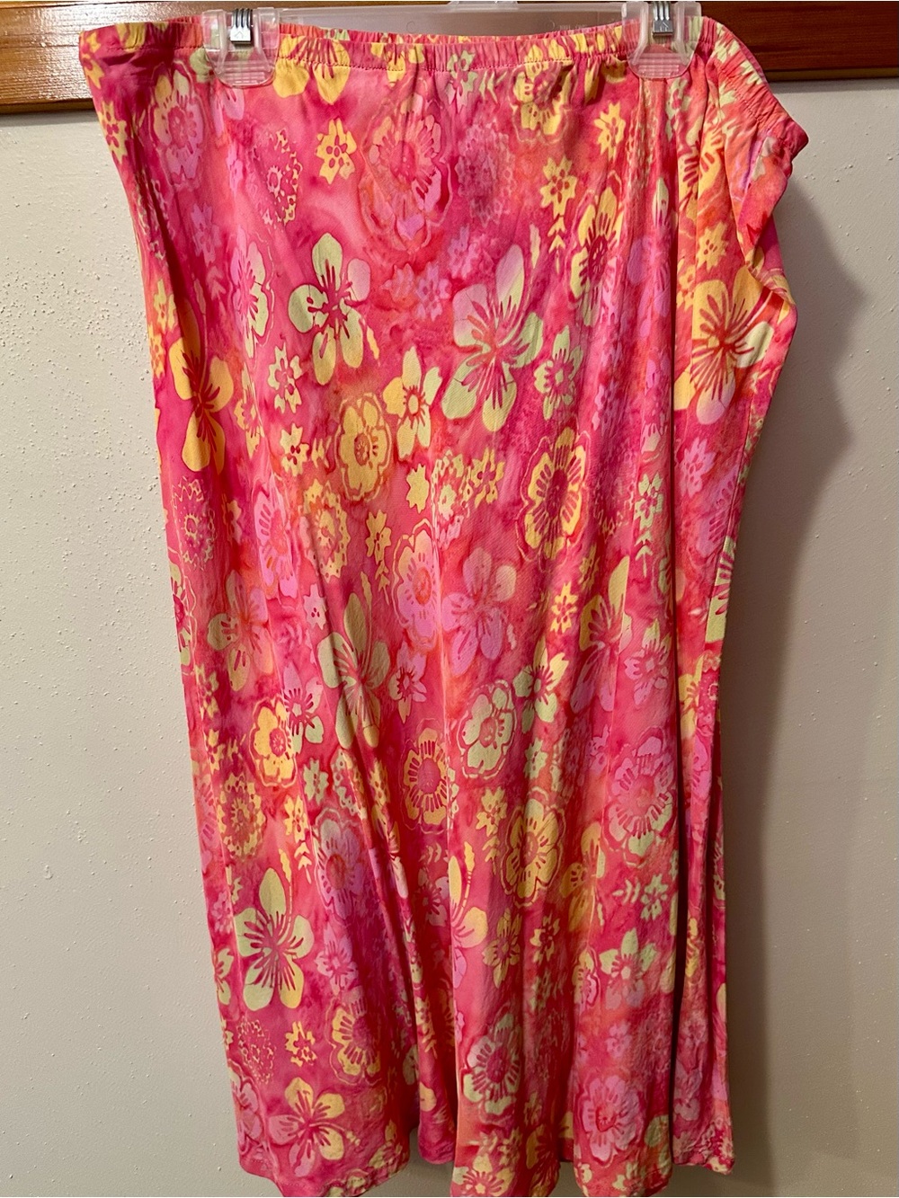 Women’s Tropical Pink Floral Skirt